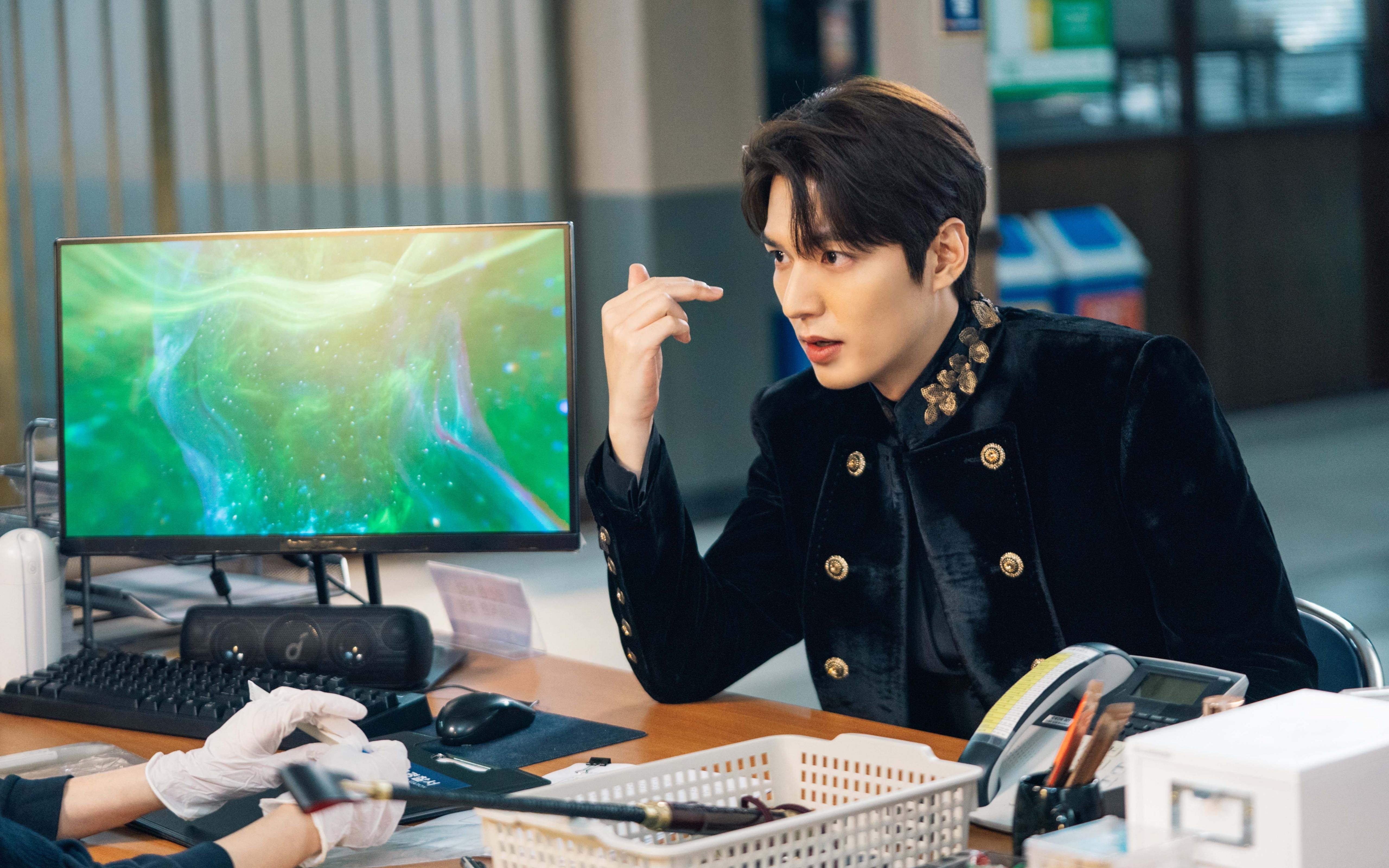 九游官网pc-PSG.LGD教练团队战术调整显成效，lol psg教练