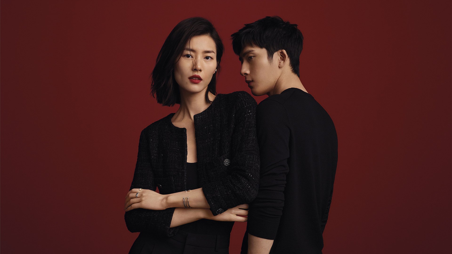 中国男篮外线核心状态回升 带动整体进攻，中国男篮历经28小时抵达赛区